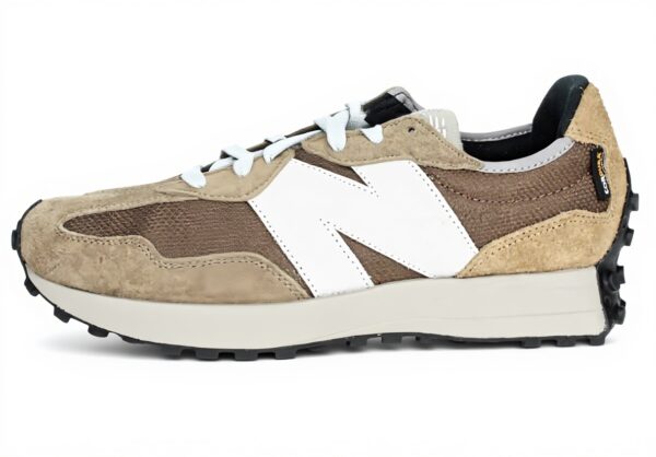 New Balance 327 Sneaker Uomo Design Classico Suola Tappini