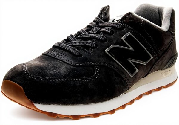 New Balance 574v2 Sneaker Uomo: Estetica Retrò e Comfort