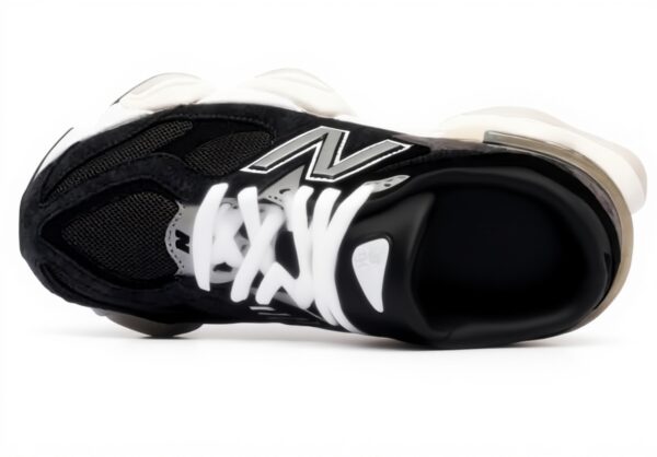 New Balance 9060 Sneaker Uomo Pelle Scamosciata Tessuto
