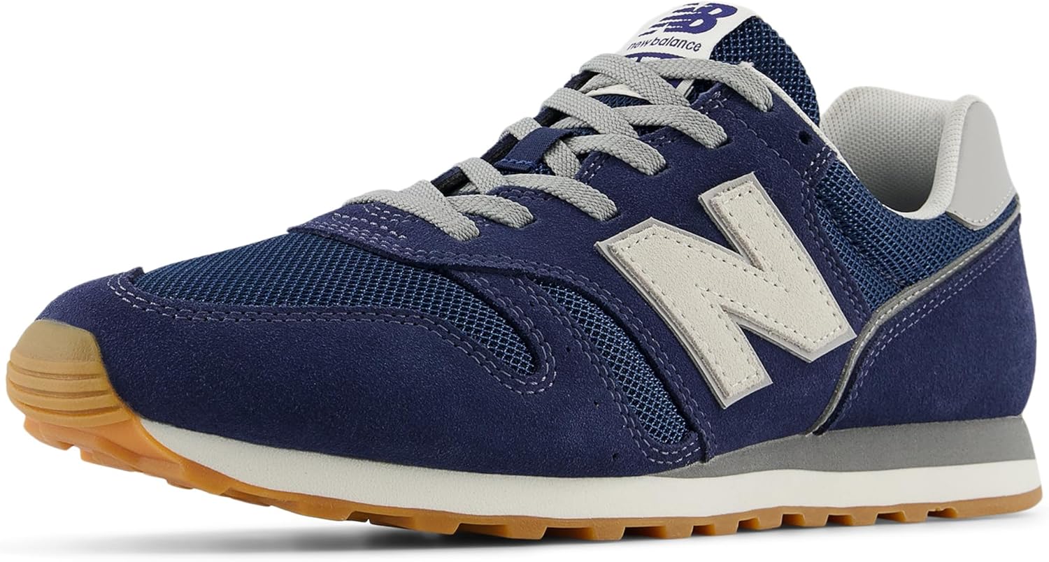 Installing Pavo Monitor Arm on a wooden desk